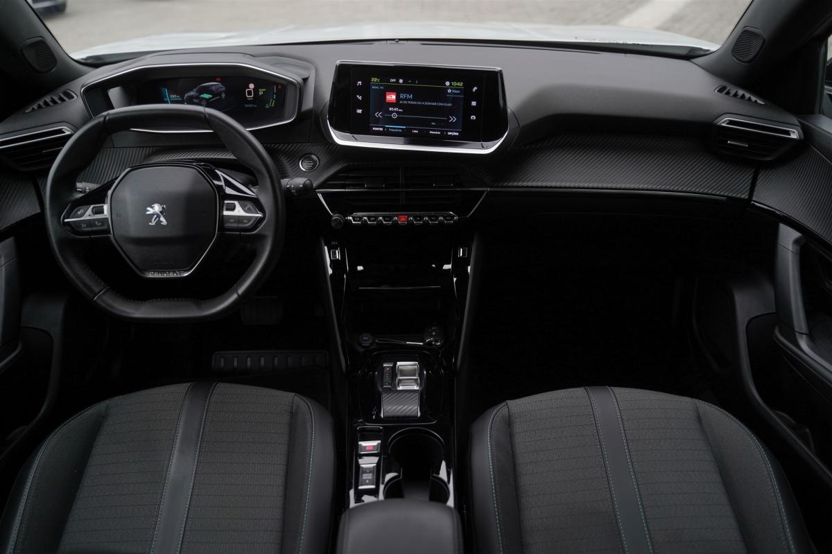 peugeot-2008-2023-eletrico-0cc