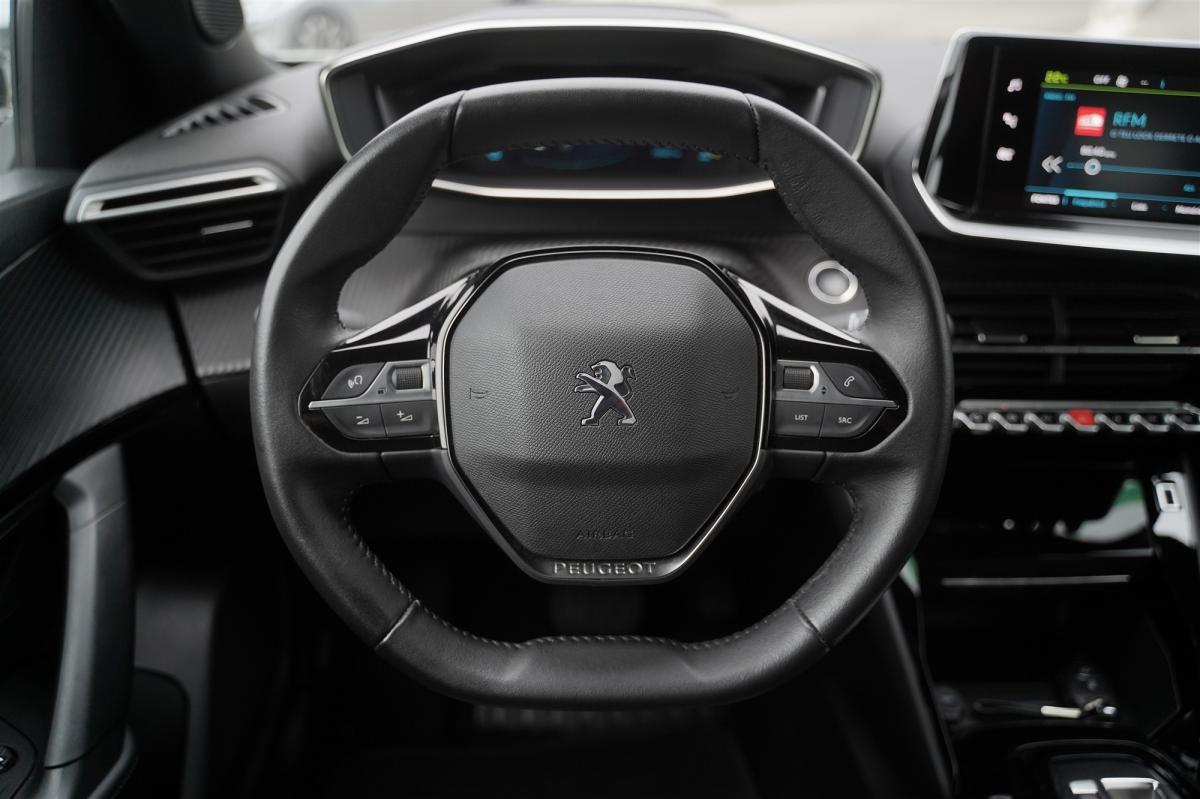 peugeot-2008-2023-eletrico-0cc
