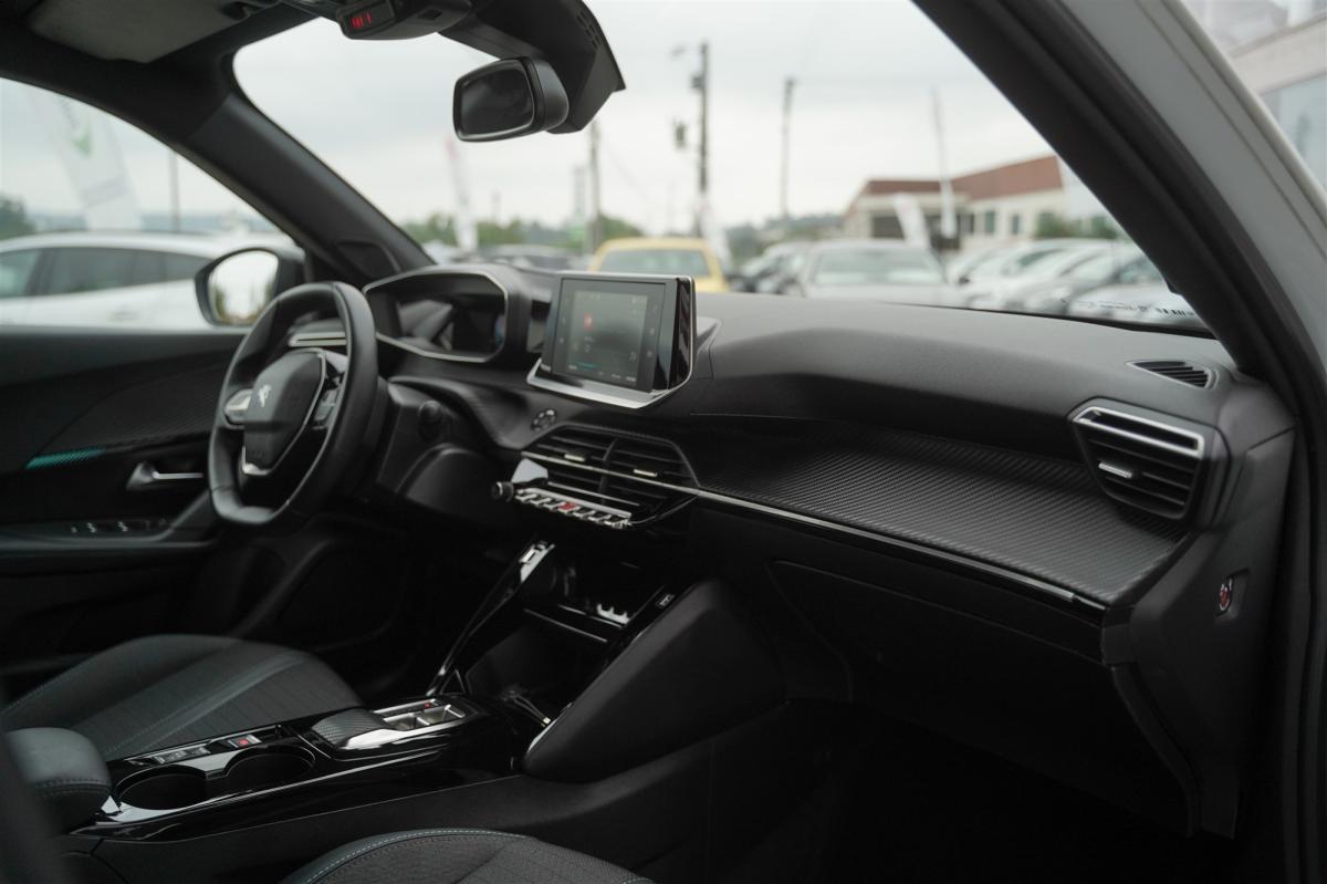 peugeot-2008-2023-eletrico-0cc