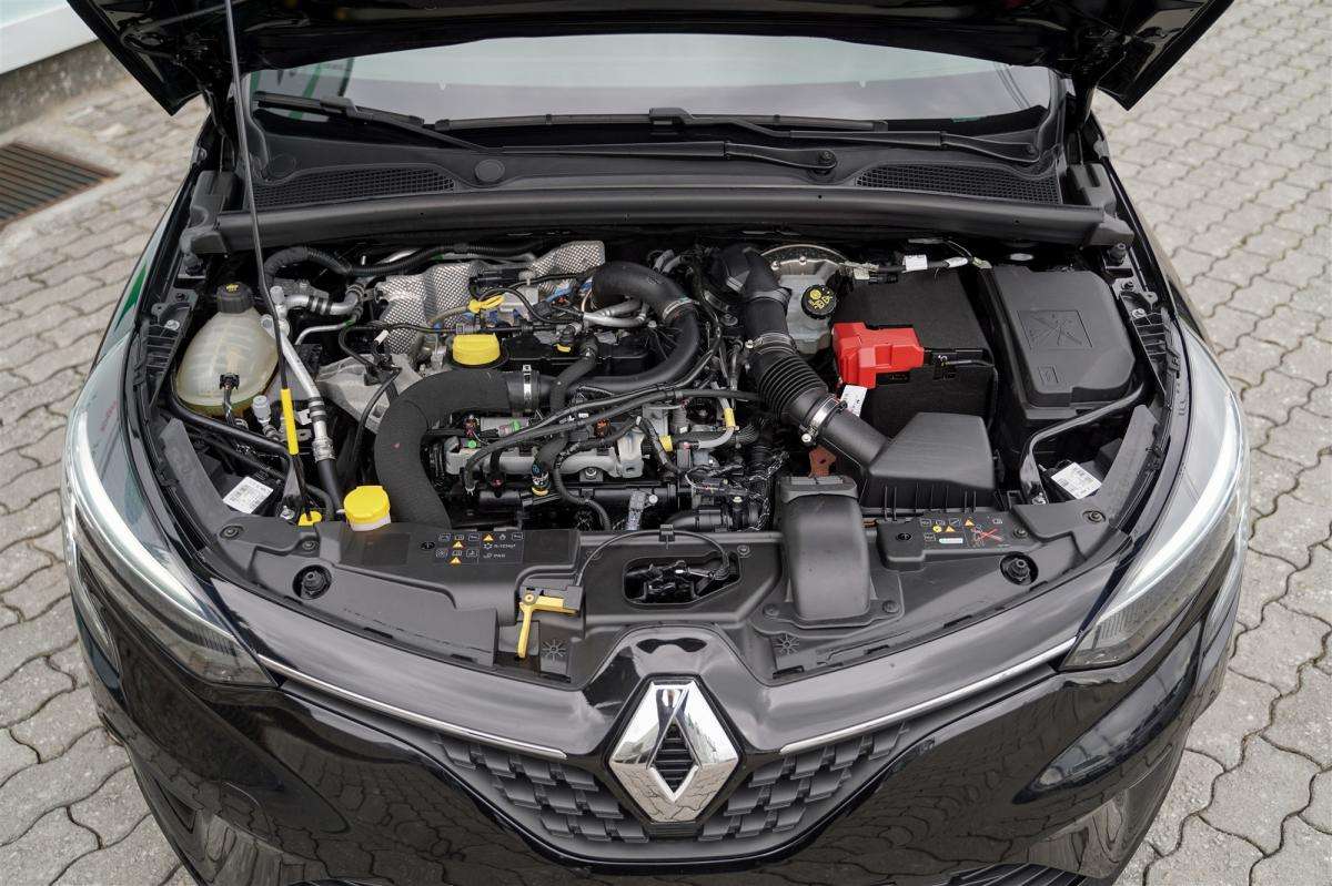 renault-clio-2023-gpl-999cc
