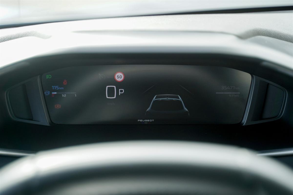 peugeot-208-2024-hibrido-a-gasolina-1199cc