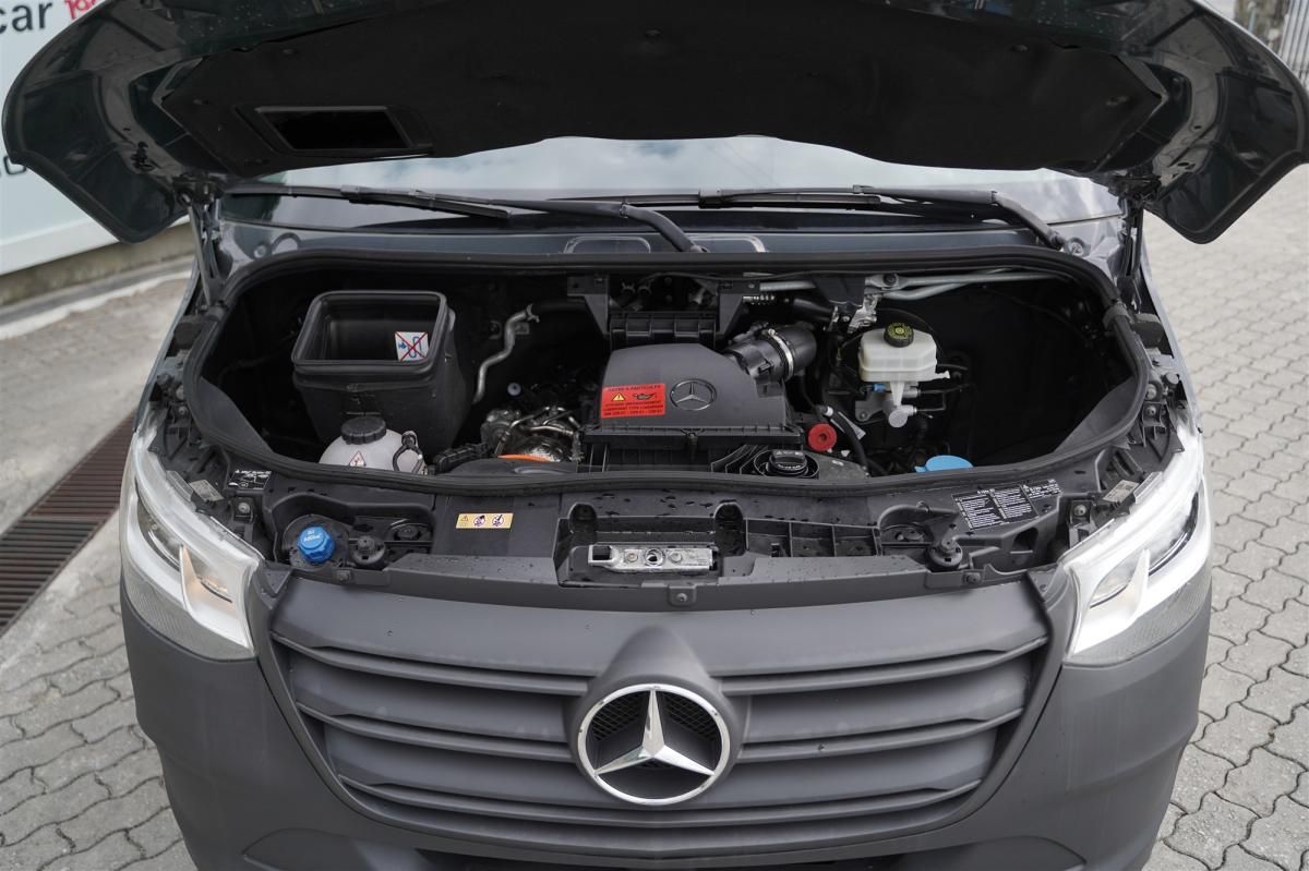 mercedes-benz-sprinter-2022-diesel-1950cc
