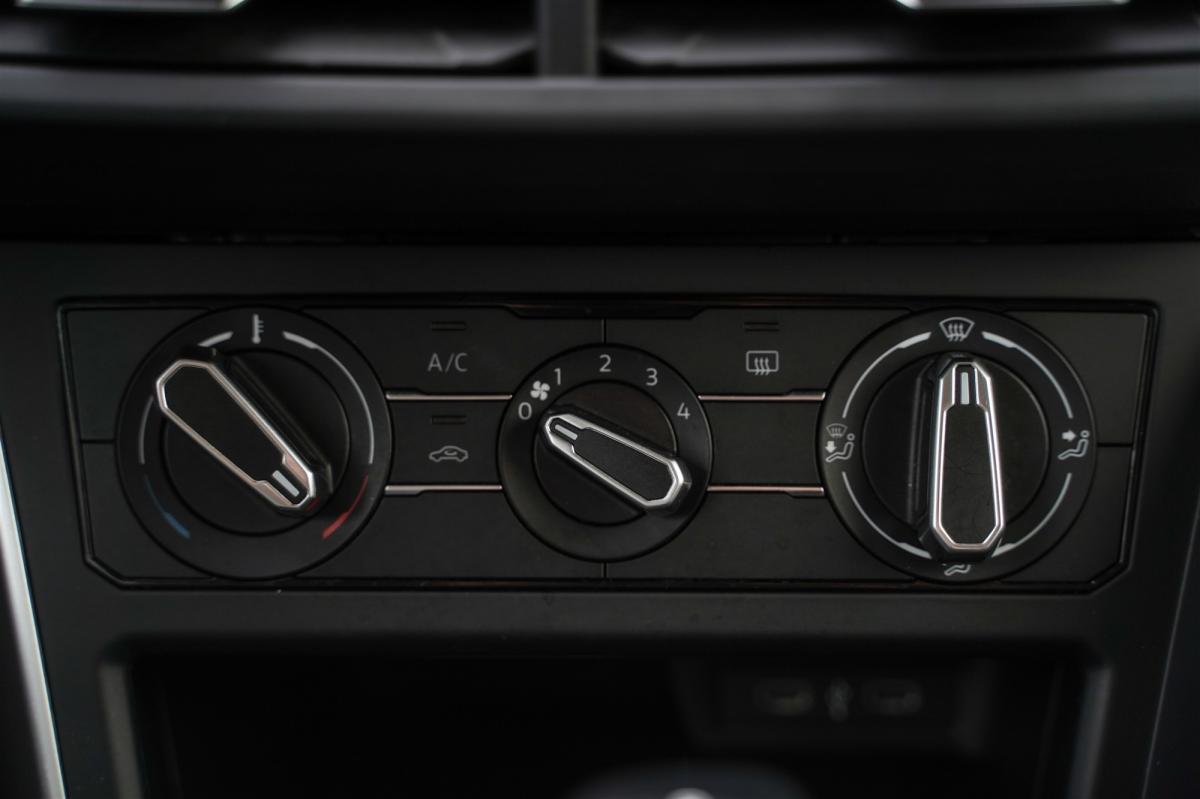 volkswagen-polo-2023-gasolina-999cc