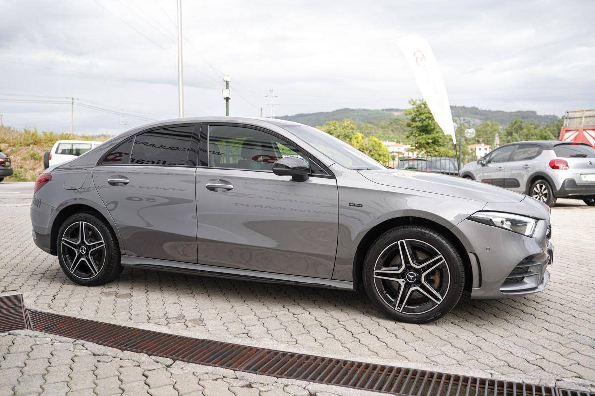 mercedes-benz-classe-a-2020-hibrido-a-gasolina-1332cc