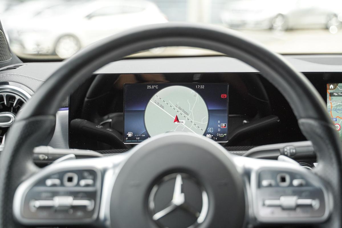 mercedes-benz-classe-a-2020-hibrido-a-gasolina-1332cc