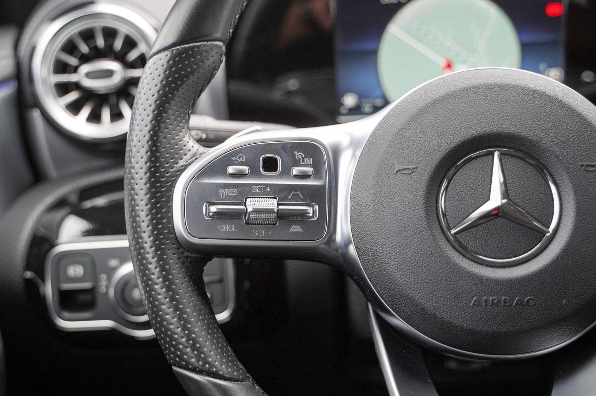 mercedes-benz-classe-a-2020-hibrido-a-gasolina-1332cc
