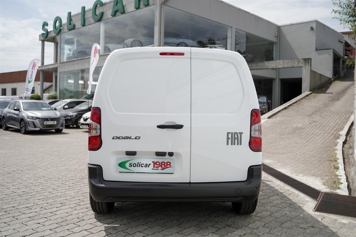 fiat-doblo-2025-diesel-1499cc