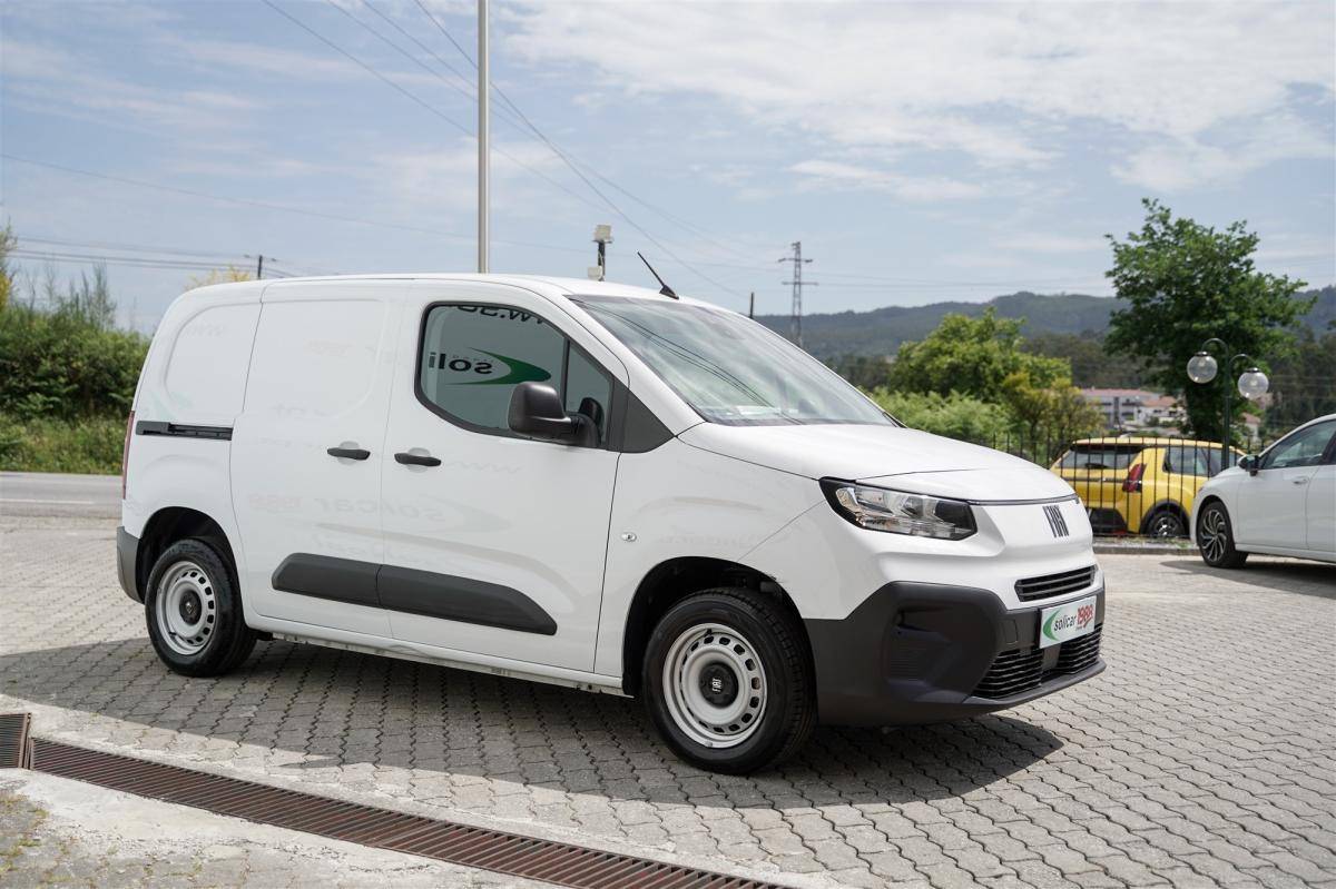fiat-doblo-2025-diesel-1499cc