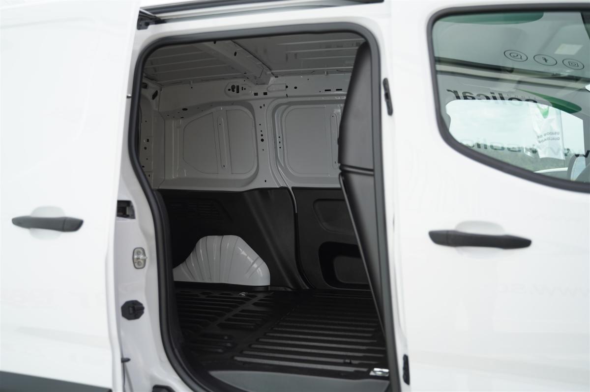 fiat-doblo-2025-diesel-1499cc