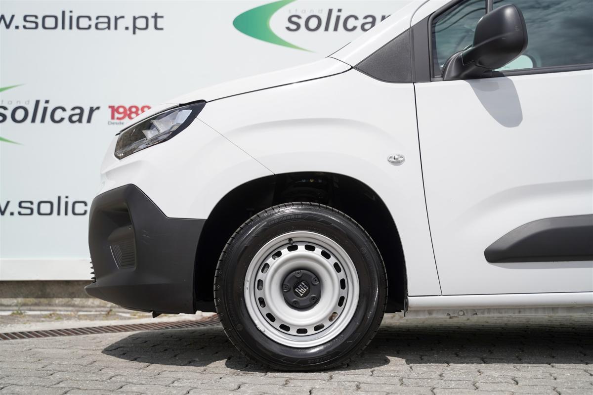 fiat-doblo-2025-diesel-1499cc