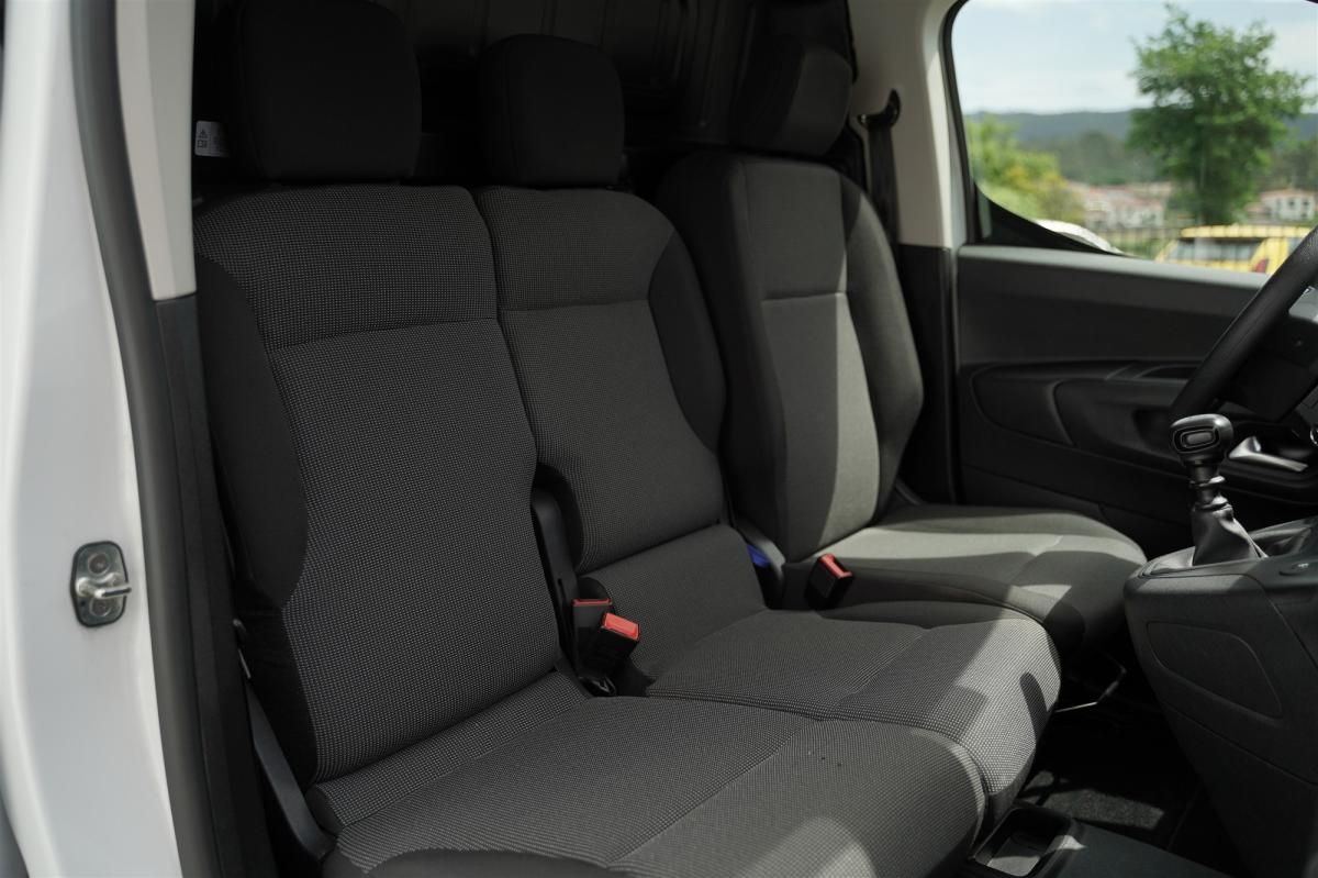 fiat-doblo-2025-diesel-1499cc