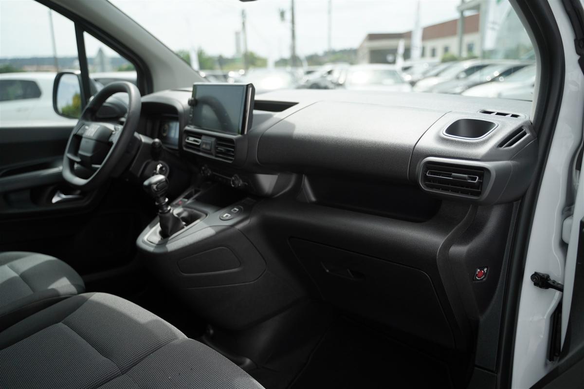 fiat-doblo-2025-diesel-1499cc