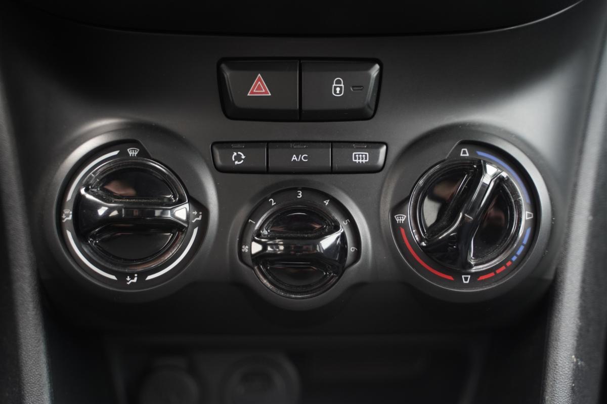 peugeot-208-2019-diesel-1499cc