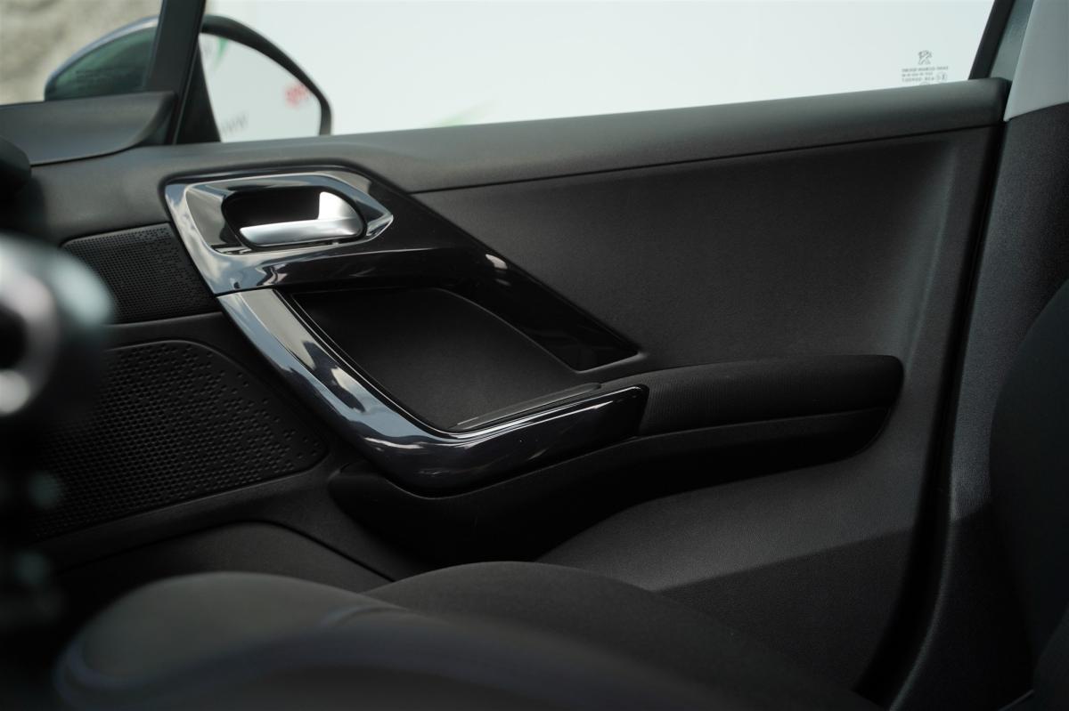 peugeot-208-2019-diesel-1499cc
