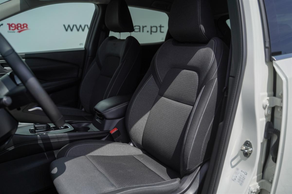 nissan-qashqai-2024-hibrido-a-gasolina-1497cc