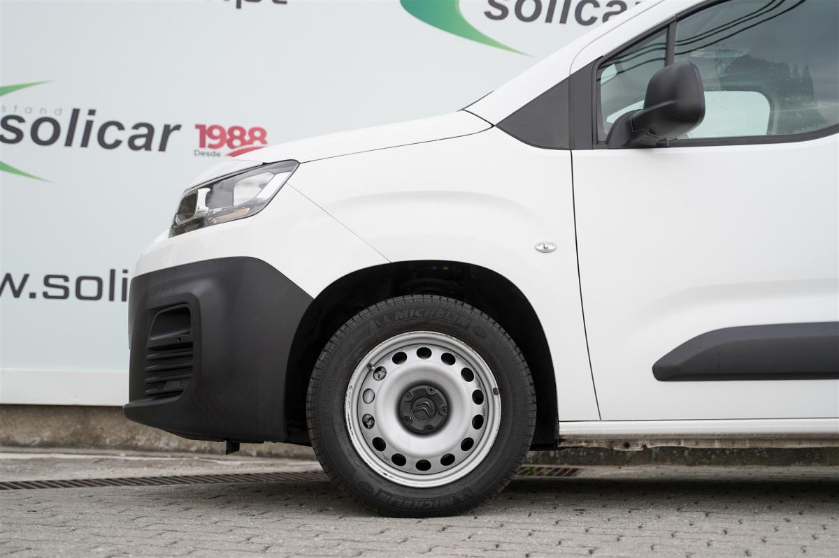 citroen-berlingo-2021-diesel-1499cc