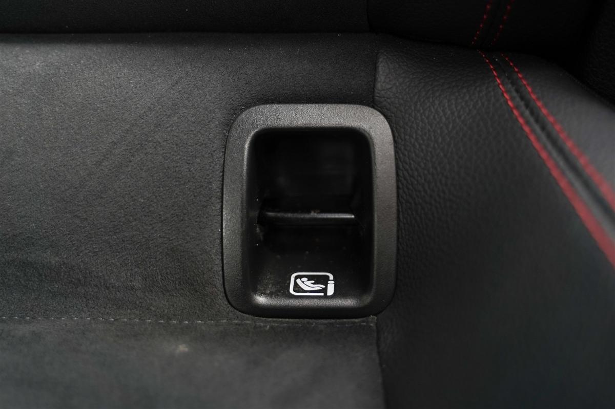 mercedes-benz-classe-a-2023-gasolina-1332cc