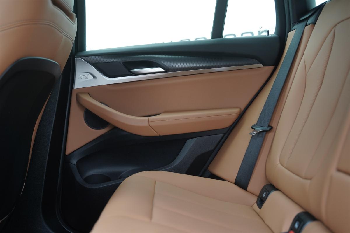 bmw-x4-2025-diesel-1995cc