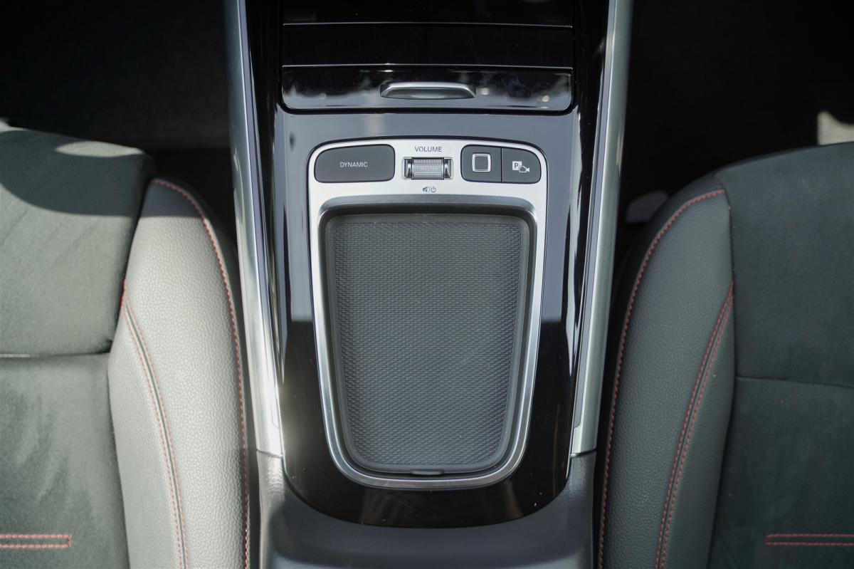 mercedes-benz-gla-2025-hibrido-a-gasolina-1332cc