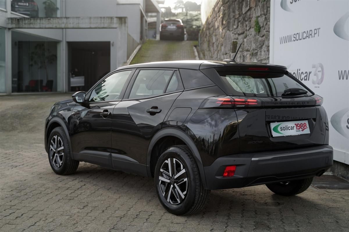 peugeot-2008-2023-gasolina-1199cc
