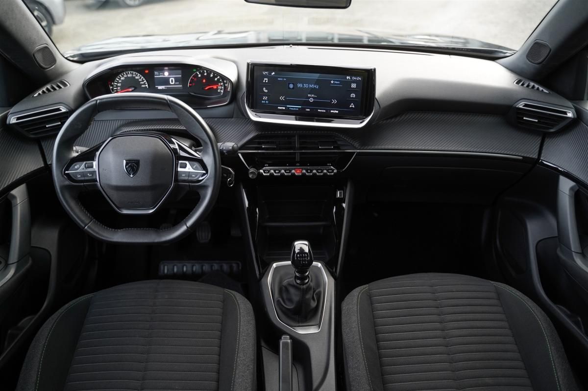 peugeot-2008-2023-gasolina-1199cc