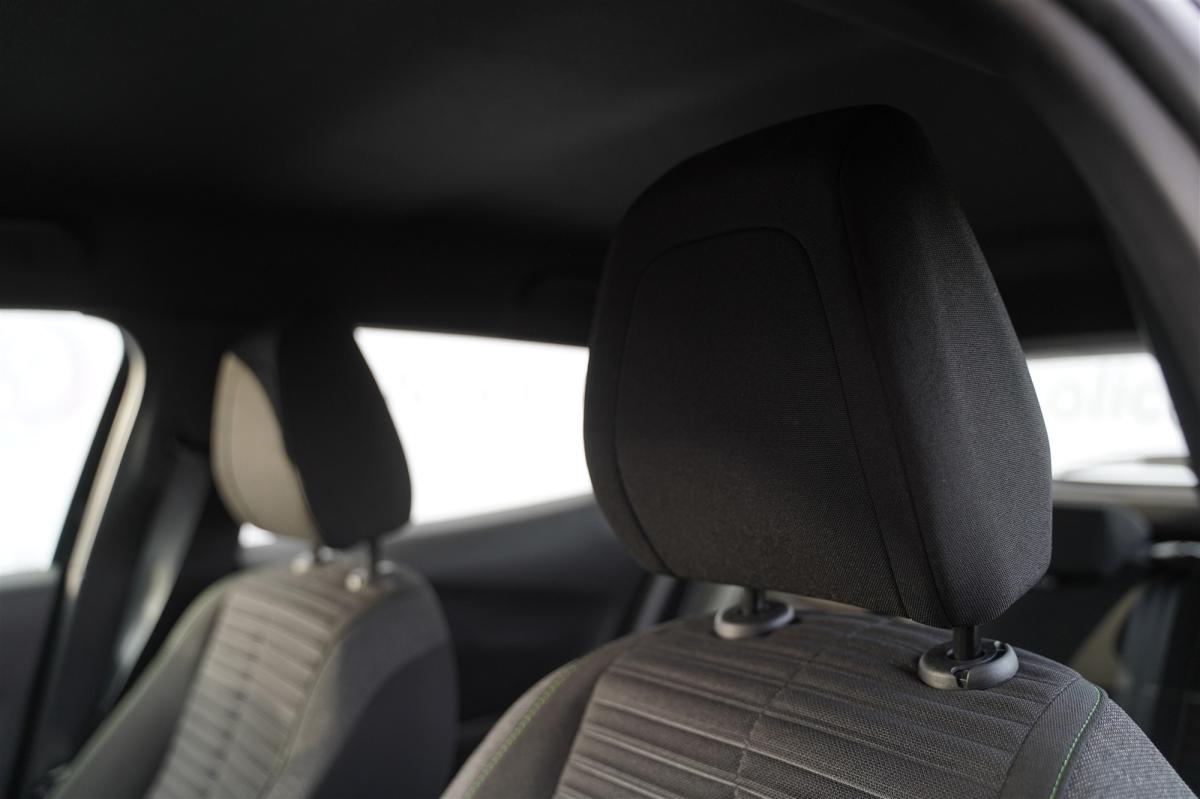 peugeot-2008-2023-gasolina-1199cc