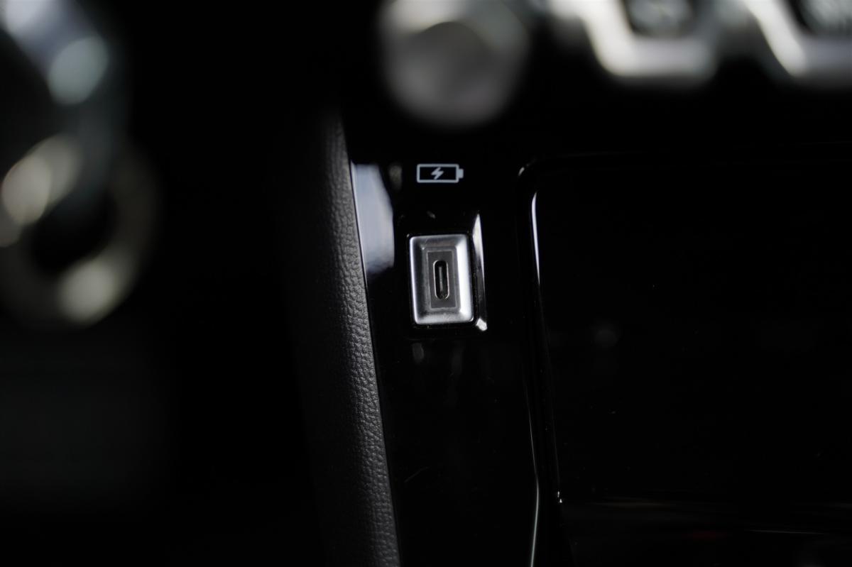 peugeot-2008-2025-gasolina-1199cc