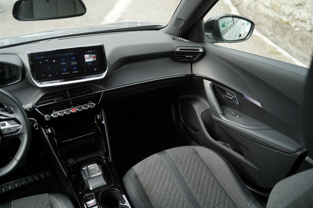 peugeot-2008-2025-gasolina-1199cc