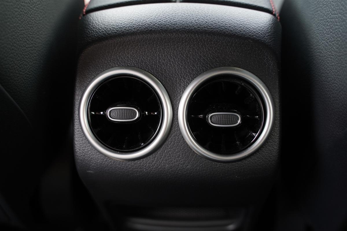 mercedes-benz-eqa-2025-eletrico-500cc