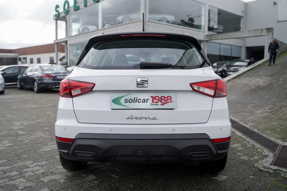 seat-arona-2023-gasolina-999cc