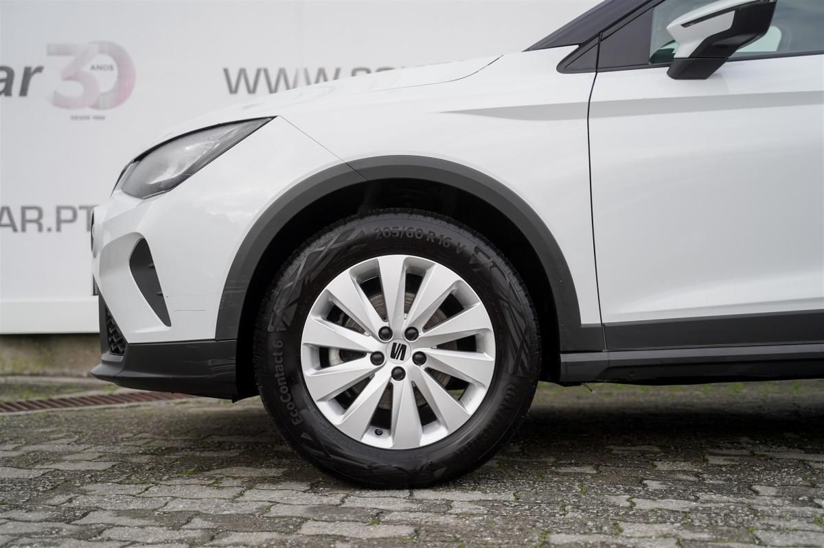 seat-arona-2023-gasolina-999cc