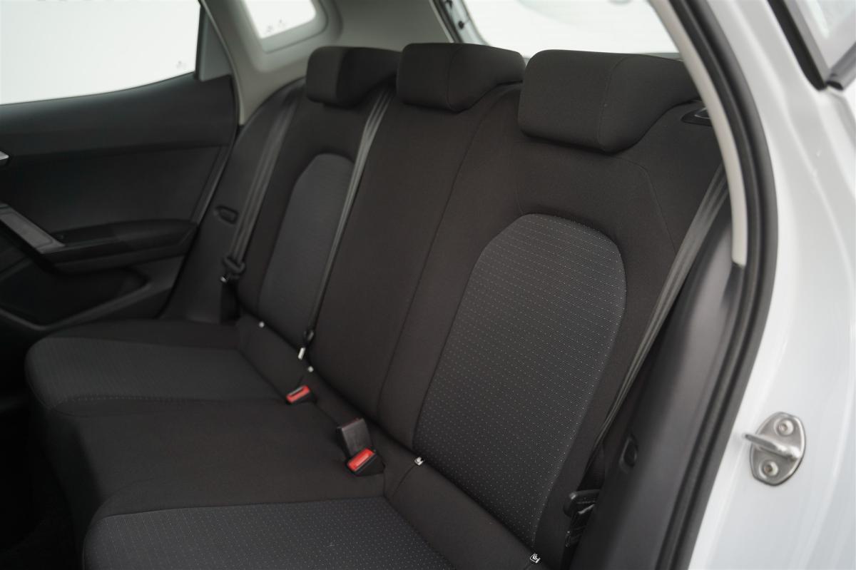 seat-arona-2023-gasolina-999cc