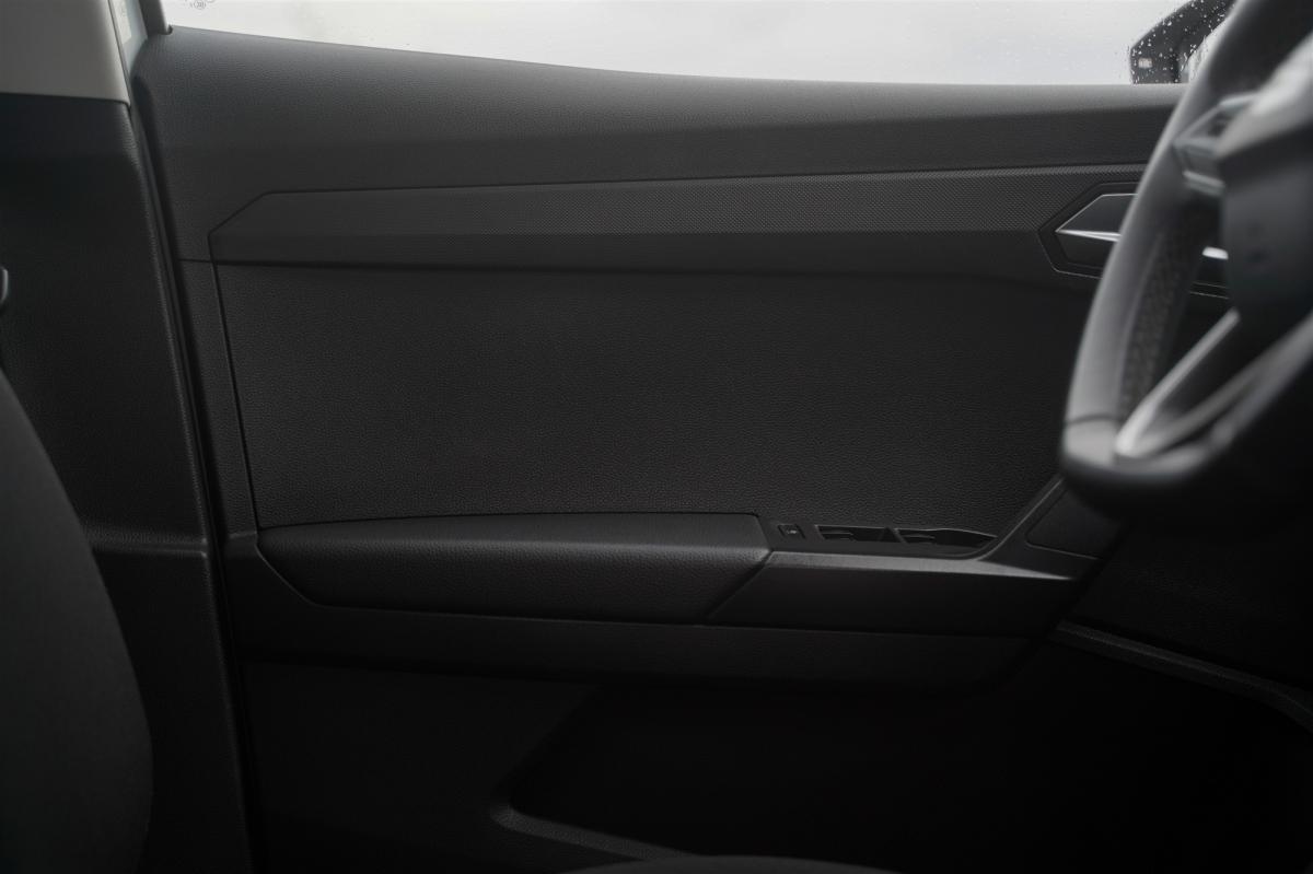 seat-arona-2023-gasolina-999cc
