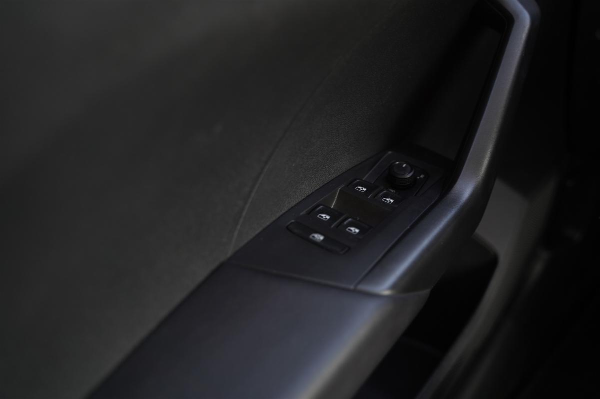 volkswagen-t-cross-2023-gasolina-999cc