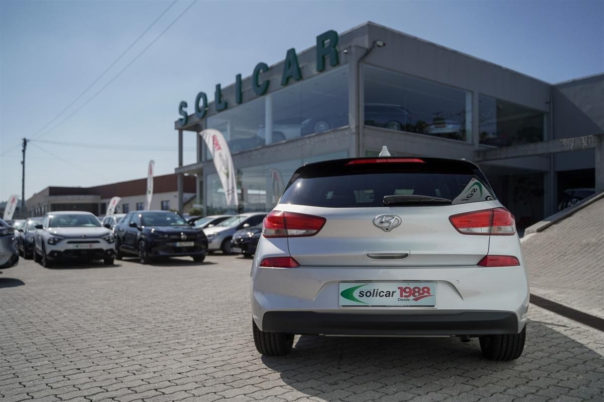 hyundai-i30-2018-diesel-1582cc