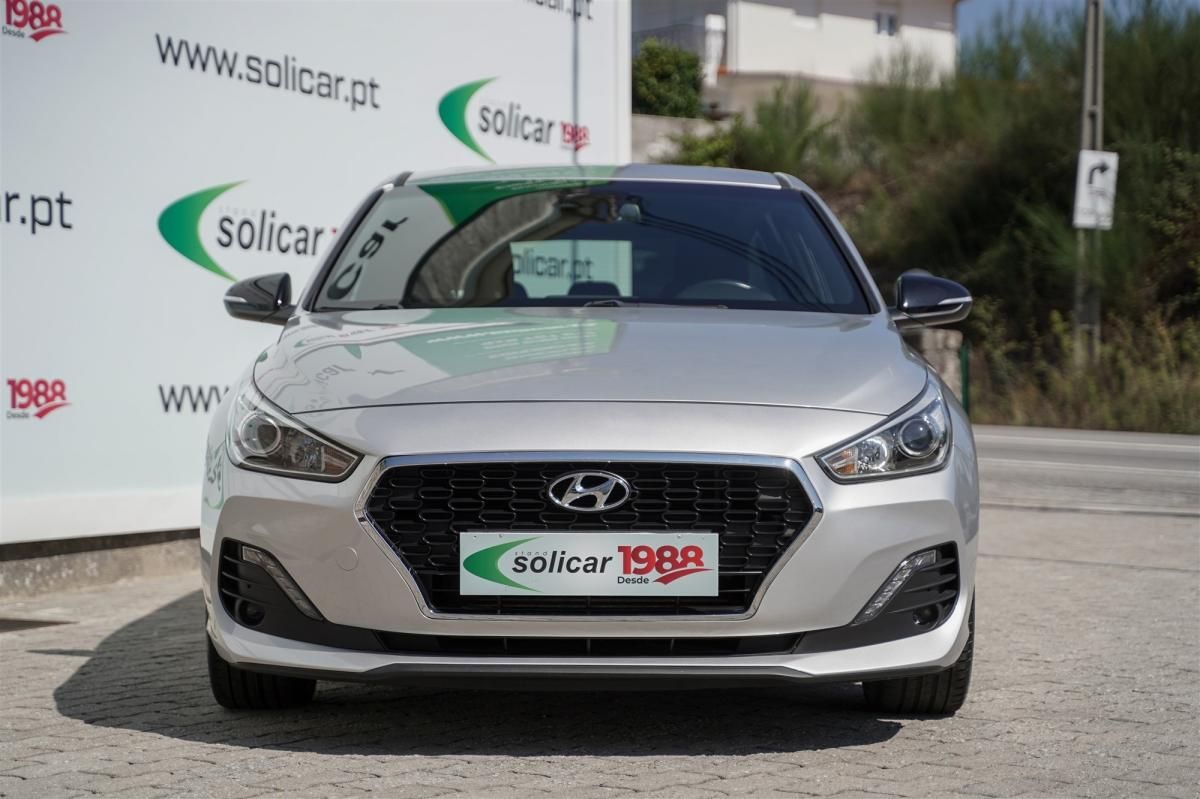 hyundai-i30-2018-diesel-1582cc