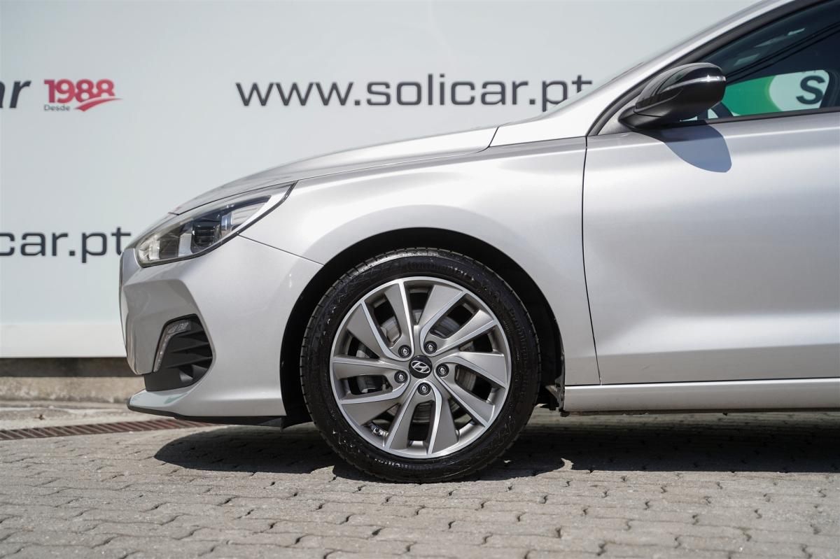 hyundai-i30-2018-diesel-1582cc