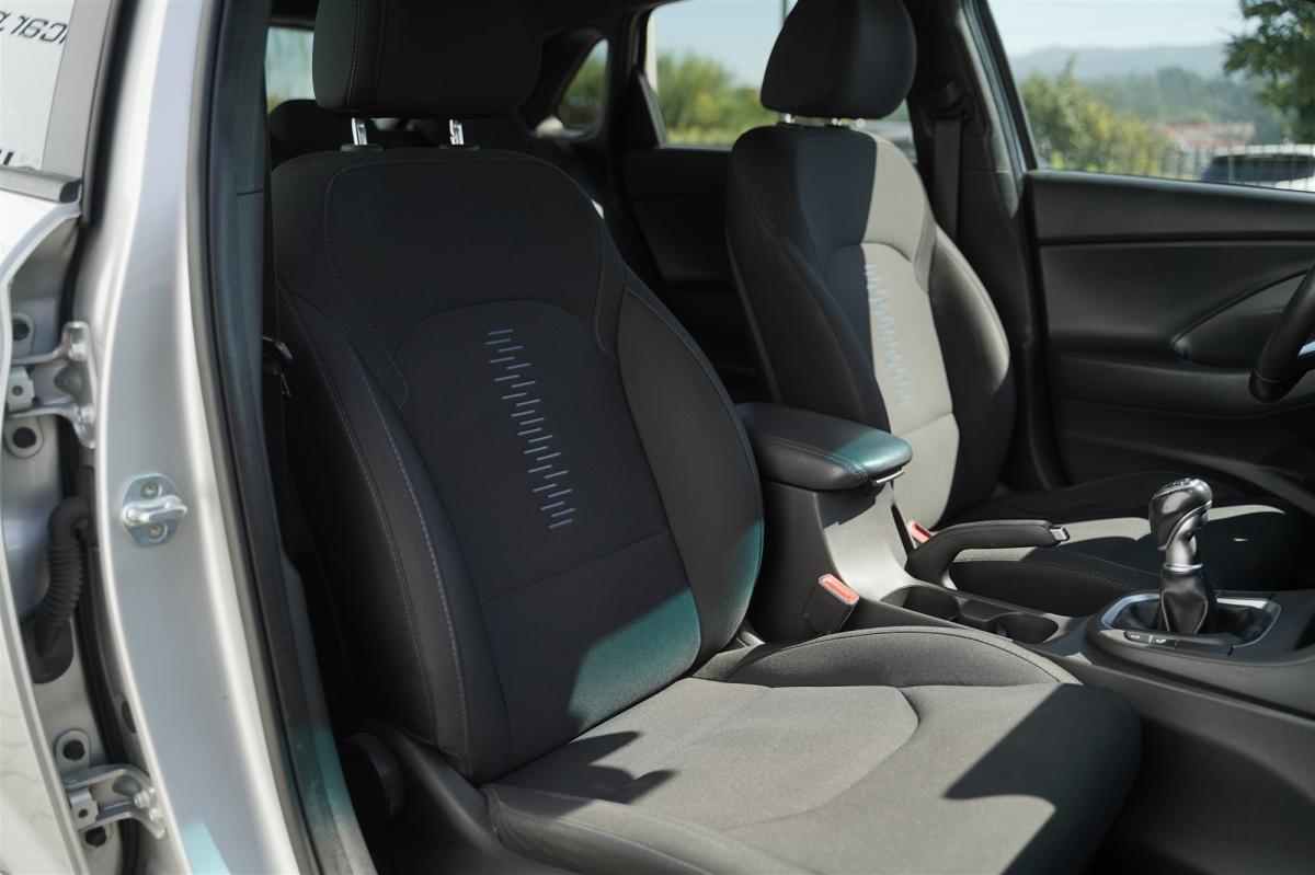 hyundai-i30-2018-diesel-1582cc