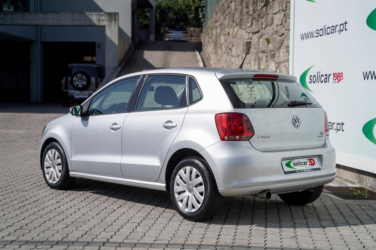 volkswagen-polo-2010-diesel-1598cc