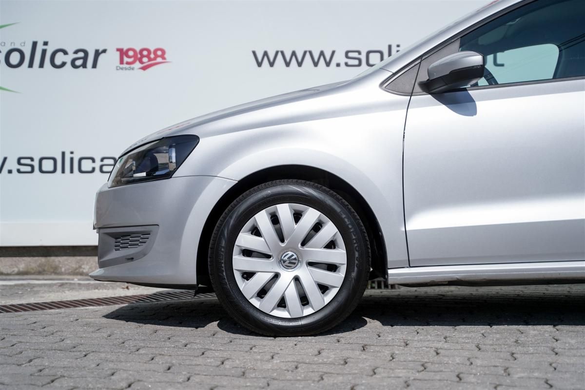 volkswagen-polo-2010-diesel-1598cc