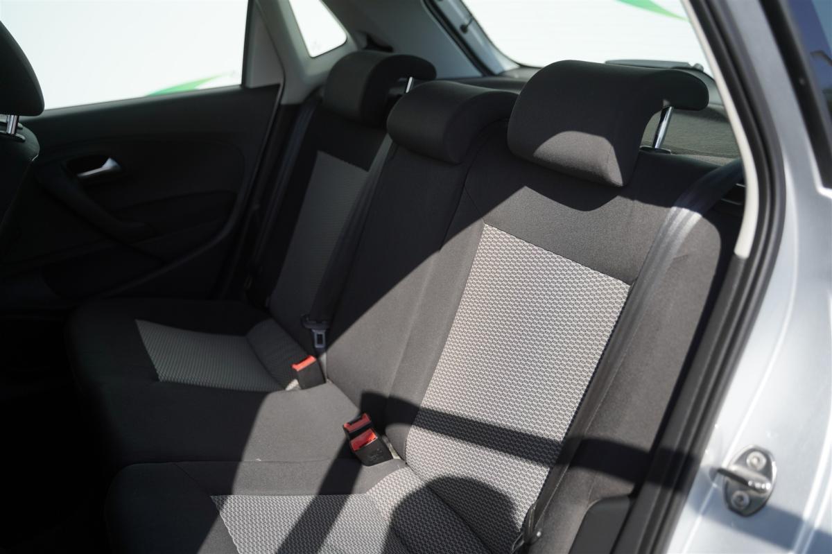 volkswagen-polo-2010-diesel-1598cc