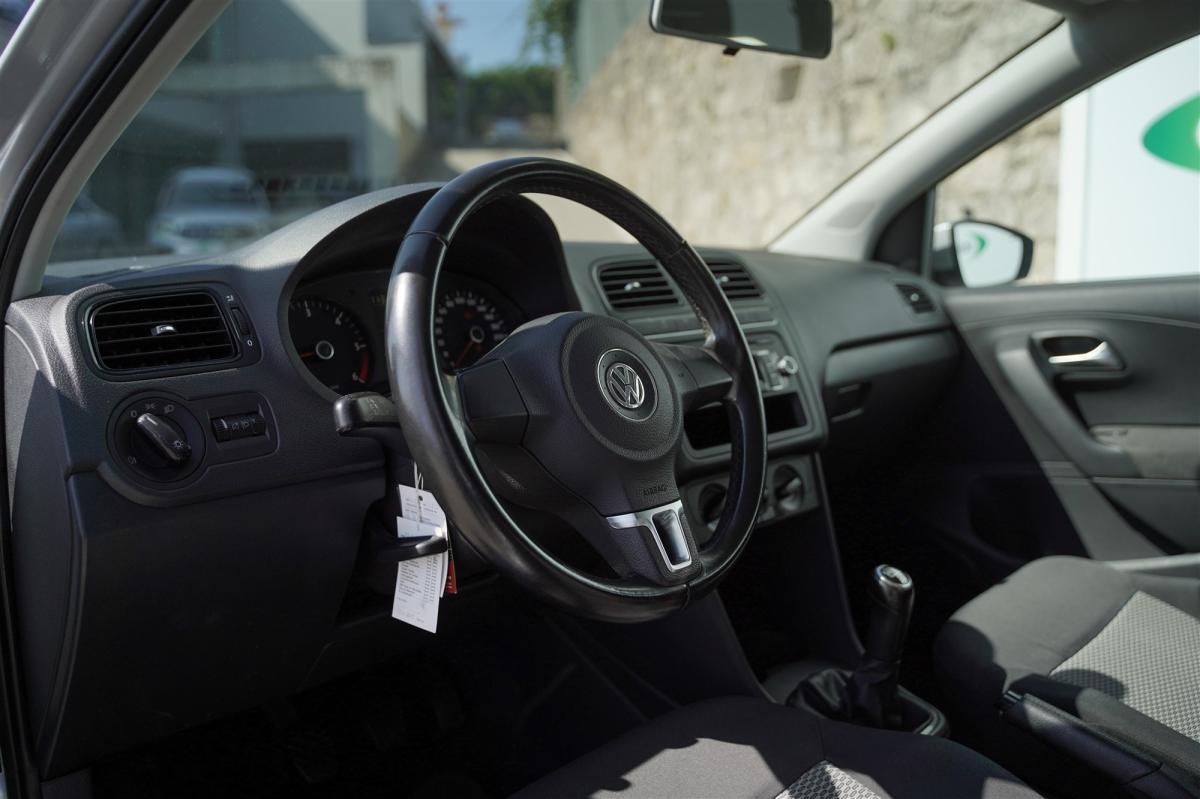 volkswagen-polo-2010-diesel-1598cc