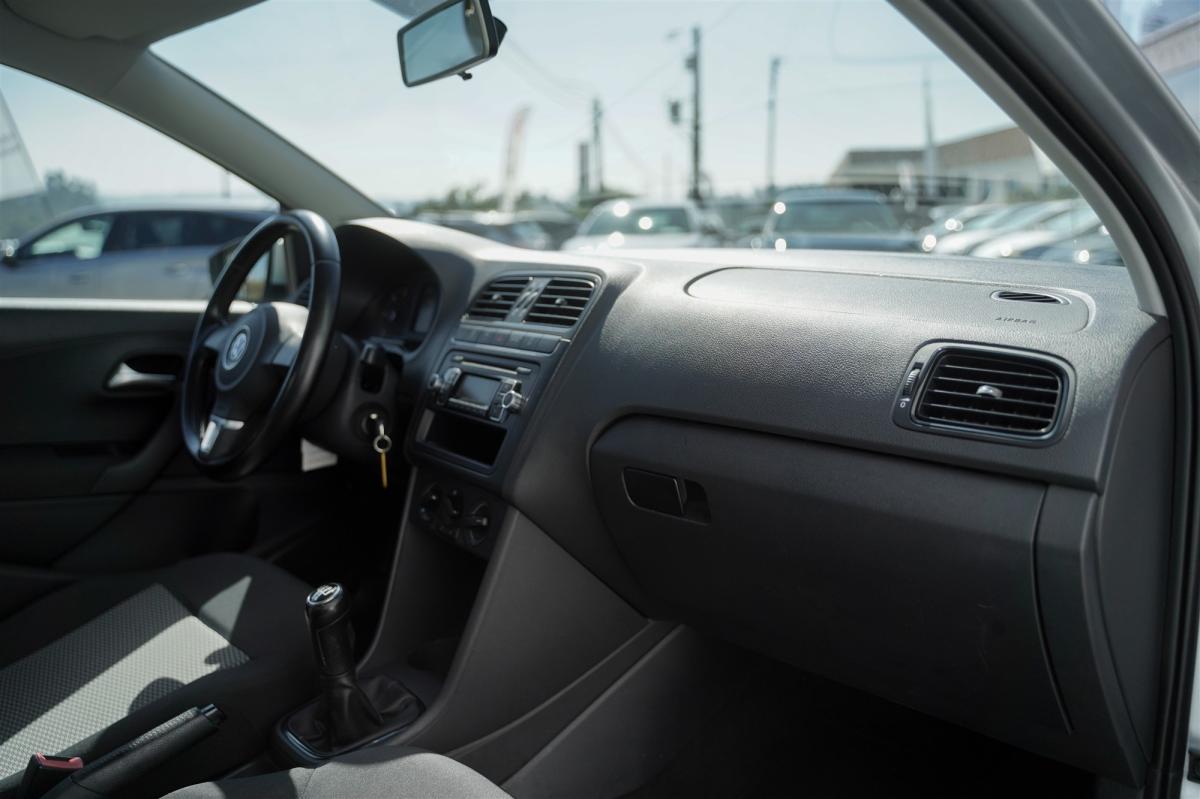 volkswagen-polo-2010-diesel-1598cc
