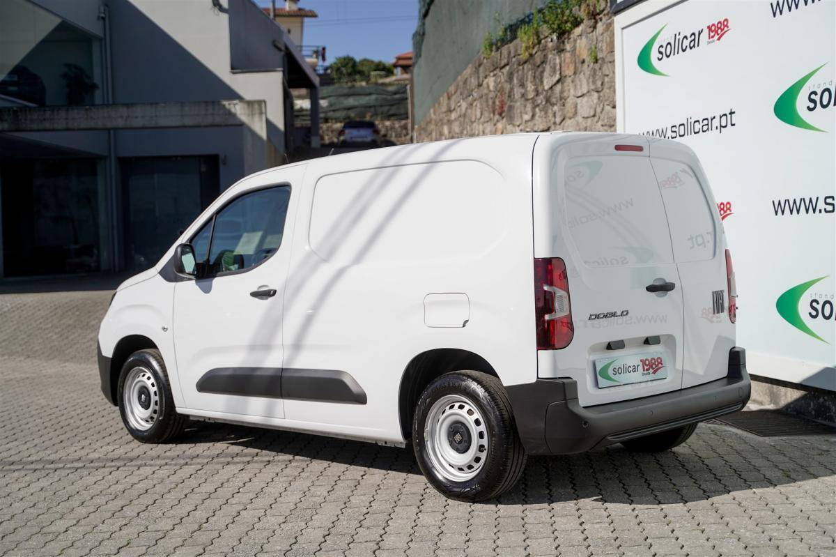 fiat-doblo-2025-diesel-1499cc