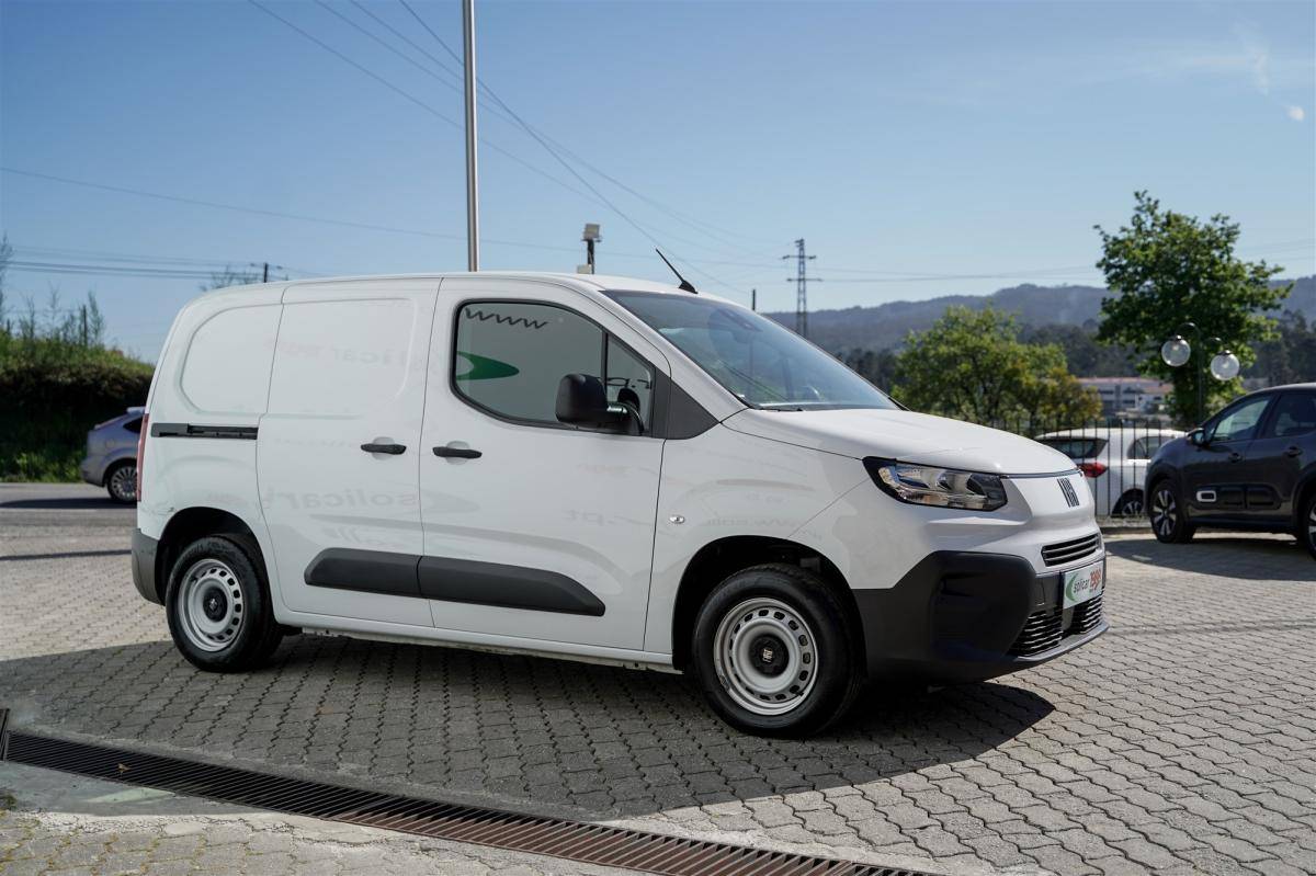 fiat-doblo-2025-diesel-1499cc