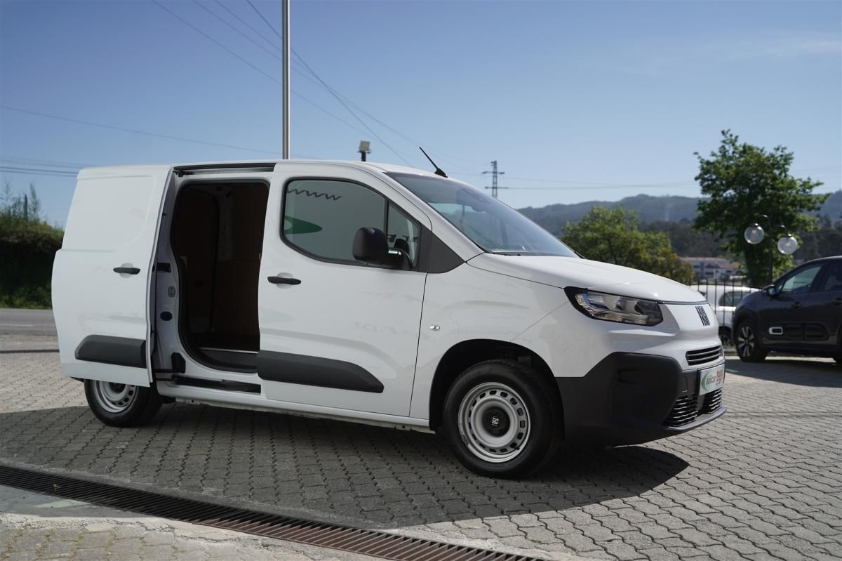 fiat-doblo-2025-diesel-1499cc