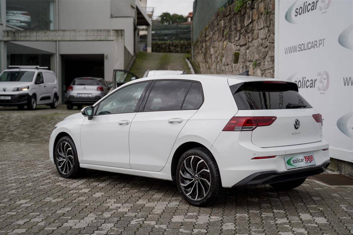 volkswagen-golf-2023-gasolina-999cc