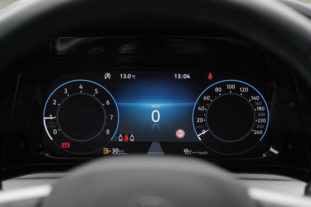 volkswagen-golf-2023-gasolina-999cc