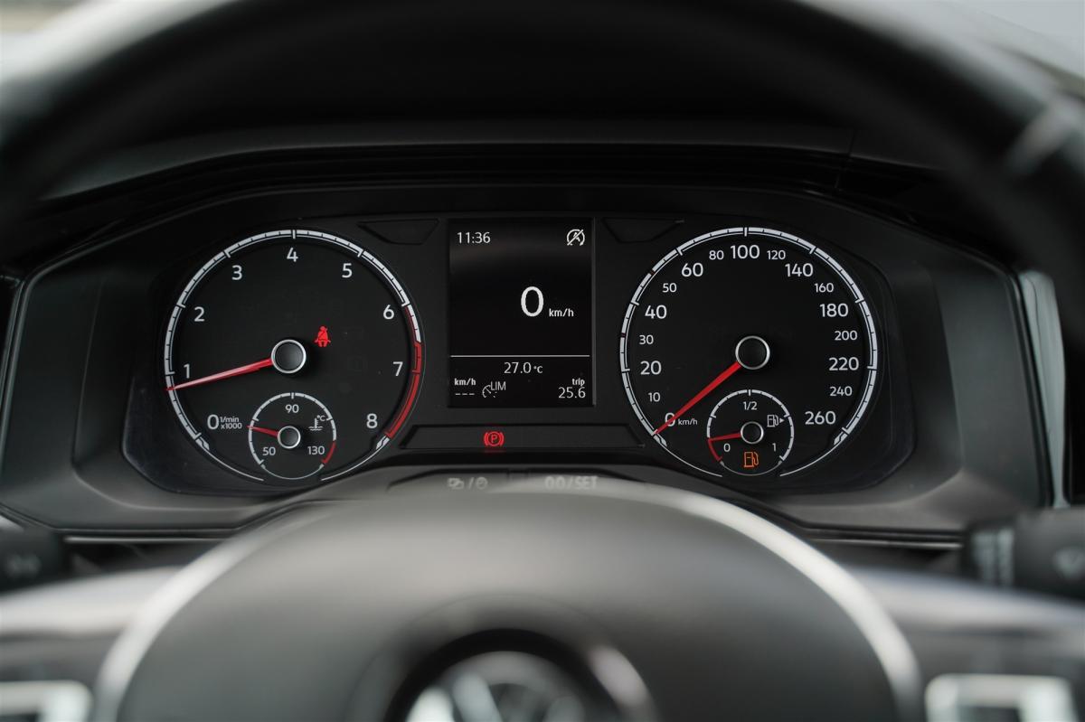 volkswagen-polo-2019-gasolina-999cc