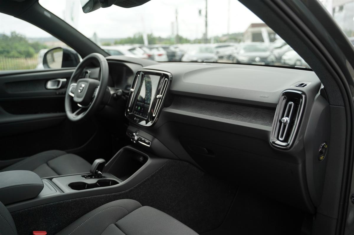 volvo-ex40-2025-eletrico-500cc